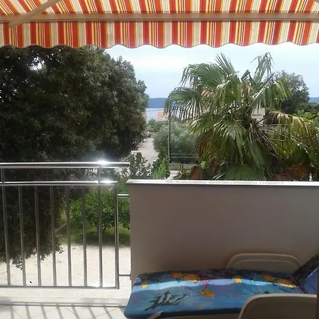 アパート Gaga ビビニェ