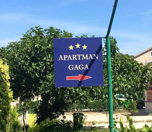 Gaga アパート *