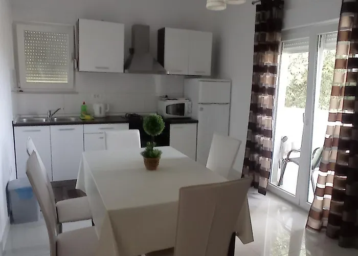 アパート Gaga ビビニェ